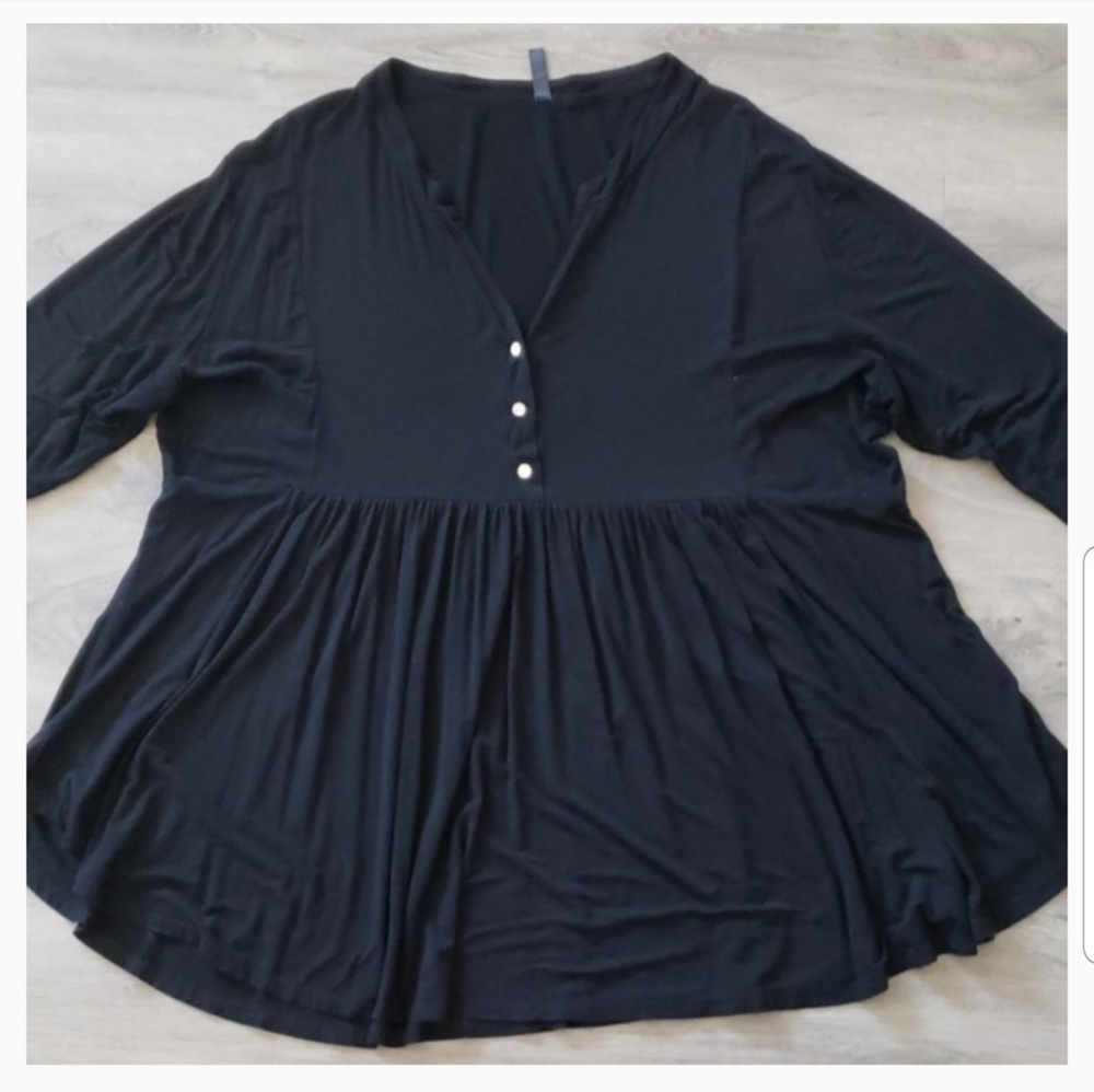 Allegrace V-Neck Long Sleeve Blouse